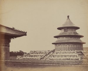 Himmelstempel vom Ort, an dem die Priester verbrannt werden, in der chinesischen Stadt, Oktober 1860 von Felice Beato