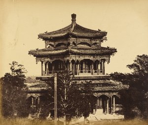 Der Große Kaiserpalast (Yuan Ming Yuan) vor dem Brand, Peking, 18. Oktober 1860 von Felice Beato