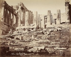 Die Propyläen der Akropolis in Athen