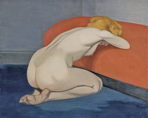 Nackte Frau kniet vor einer roten Couch, 1915