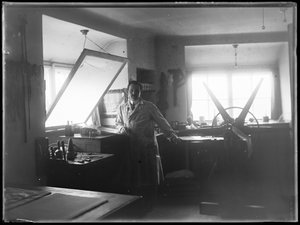 Ferdinand in seiner Druckerei von Ferdinand Schmutzer