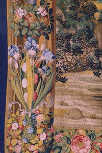 Serie Die Apokalypse: Der heilige Michael besiegt den Drachen. Atelier Willem Dermoyen, Brüssel. Ca. 1553-1555. (Detail) von Flemish School