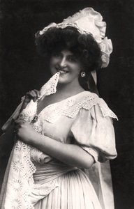 Marie Studholme, englische Schauspielerin, 1900er Jahre von Foulsham and Banfield