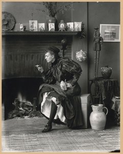 Frances Benjamin Johnston, Selbstporträt (als 