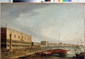 Blick auf den Markusplatz mit dem Dogenpalast in Venedig