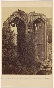 Kenilworth Castle - Fenster in der Ostwand des Festsaals von Francis Bedford