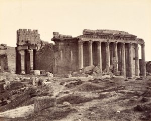 Der Tempel des Jupiter, von Nordosten, Baalbek von Francis Bedford