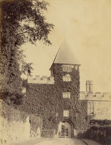 Eingangstor und Turm, Lismore Castle von Francis Edmond Currey