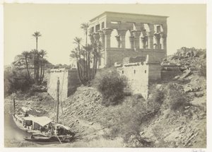 Kiosk des Trajan auf der Insel Philae im Nil von Francis Frith
