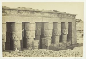 Portikus des Tempels von Dendera, 1857
