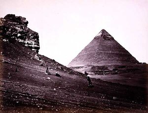 Zweite Pyramide in El-Geezah, von Südosten von Francis Frith