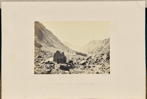 Das Kloster von Sinai und die Ebene von Er-Raha von Francis Frith