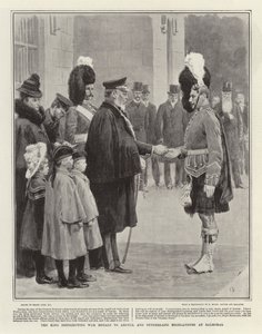 Der König verteilt Kriegsmedaillen an die Argyll und Sutherland Highlanders in Balmoral von Frank Dadd