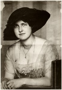Maria mit einem dunklen Hut, 1915 von Franz Stuck Ritter von