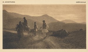 Andritsæna. Dämmerung von Frédéric Boissonnas