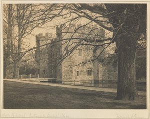 Eingang zum Bischofspalast, Wells Cathedral, ca. 1900 von Frederick Henry Evans