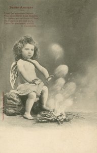 Putto sitzt am Feuer von French Photographer