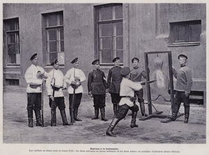 Die russische Armee: Bajonettfechten (s/w Foto)