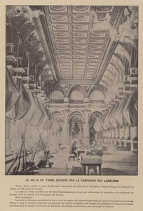 La Commune de Paris, Der Thronsaal besetzt von der Kompanie der Lascars (s/w Foto) von French Photographer