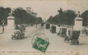Paris - Avenue des Champs-Elysees von French Photographer