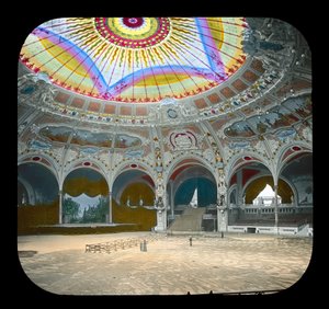 Pariser Weltausstellung: Salle des Fêtes, 1900 von French Photographer