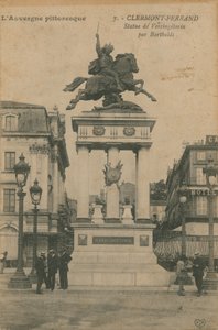 Malerisches Auvergne - Statue von Vercingetorix von Bartholdi in Clermont-Ferrand von French Photographer