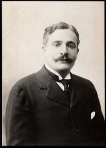 Porträt von Pierre Decourcelle (1856-1926), französischer Schriftsteller