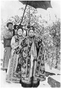 Tzu Hsi (1835-1908) Kaiserinwitwe von China, ca. 1903 von French Photographer