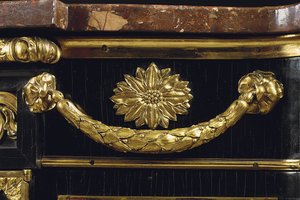 Späte Louis XV Kommode, ca. 1763-70 von French School