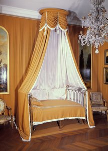 Bett mit Baldachin, ca. 1790-91 von French School