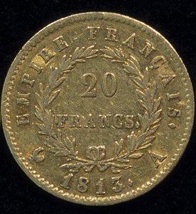 Goldmünze von 20 Francs (Napoleon) aus 1813. Rückseite.