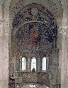 Innenansicht der Apsis mit einem Fresko, das Christus zeigt, wie er das Gesetz an St. Peter in Anwesenheit von Heiligen und Aposteln übergibt von French School