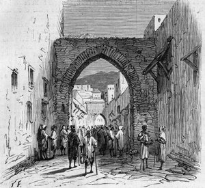 Jüdische Bevölkerung von Tetouan (Tetuan) in Marokko: Blick auf das Tor des jüdischen Viertels von French School