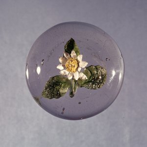Briefbeschwerer, Pantin Werkstatt, ca. 1850 von French School