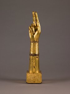 Reliquienarm, um 1050-1100 von French School