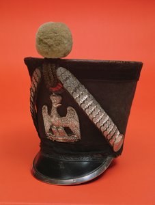 Tschako eines Lanzers der Armee des Ersten Französischen Kaiserreichs, ca. 1804-1815 von French School
