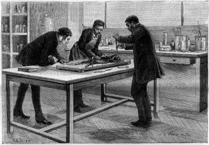 Trepanation eines Kaninchens im Labor von Louis Pasteur (1822-1895) zur Erforschung der Tollwut, Zeichnung von C. Gilbert nach der Natur. (La Nature. Revue des sciences et de ses applications aux arts et à l