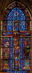 Fenster 100, die Kreuzigung mit der Jungfrau Maria und St. Johannes darstellend von French School