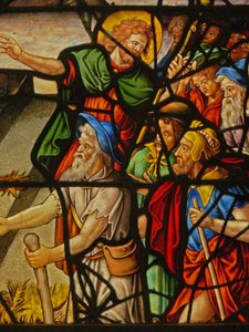 Fenster Charnier-10 zeigt Manna vom Himmel; Christus und die Hostie.