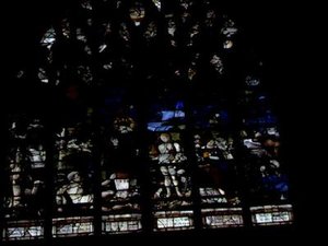 Fenster, das Adam und Eva im Garten Eden darstellt, 1511-45 von French School