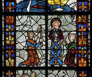 Fenster Nr. 1, Darstellung der heiligen Radegunde: Eine Heilung am Grab der Heiligen