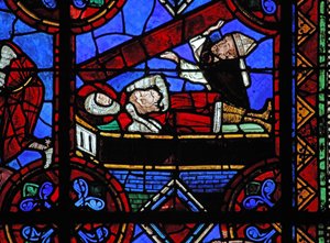 Fenster w06, Darstellung der Geschichte des Heiligen Julian von Brioude - der Tod des Heiligen Ferreol, ein Freund von Julian, der während der Diokletianischen Verfolgungen starb; Heiliger Ferreol wird mit Brioudes Kopf begraben. Sie werden entdeckt