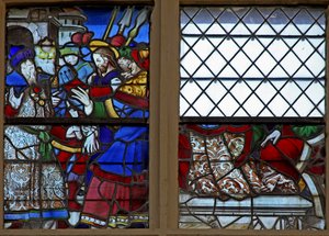 Fenster w107, Darstellung von Christus vor dem Hohenpriester