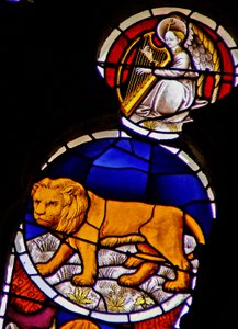 Fenster w114 Darstellung des Tierkreiszeichens Löwe von French School