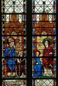 Fenster w17, das St. Nikolaus und den Stifter Oudin de Troyes darstellt; St. Anna und die Jungfrau Maria von French School