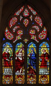 Fenster w200, St. Stephanus, Christus der Auferstehung, die Jungfrau Maria und einen Diakonheiligen darstellend
