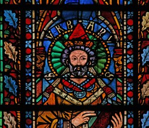 Fenster w201, Papst Urban I. darstellend