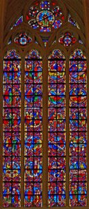Fenster w211 zeigt das St. Denis und St. Vincent-Fenster von French School