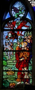 Fenster w4, St. Petrus mit Simon Magus, der nach einem Flugversuch fällt
