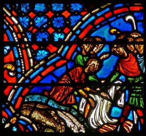 Fenster w9 mit Darstellung von Josephs Brüdern, die den bunten Mantel nehmen von French School